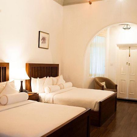 The Clovelly Bungalow نوفارا إيلِيا المظهر الخارجي الصورة