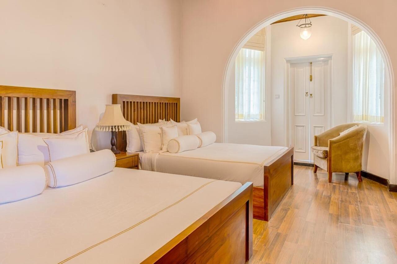 The Clovelly Bungalow نوفارا إيلِيا المظهر الخارجي الصورة