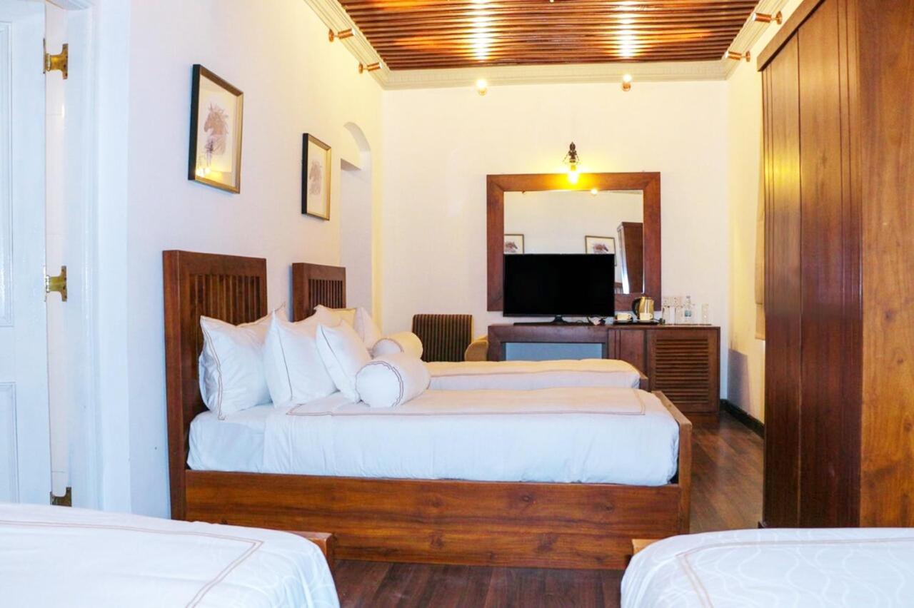 The Clovelly Bungalow نوفارا إيلِيا المظهر الخارجي الصورة
